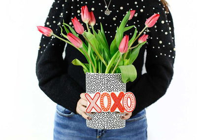 XOXO Mini Attachment on Mini Oval Vase Black Small Dot Design