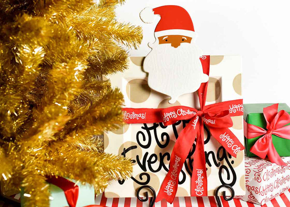Ho Ho Santa Big Attachment on Neutral Dot Square Platter Under Gold Tinsel Tree