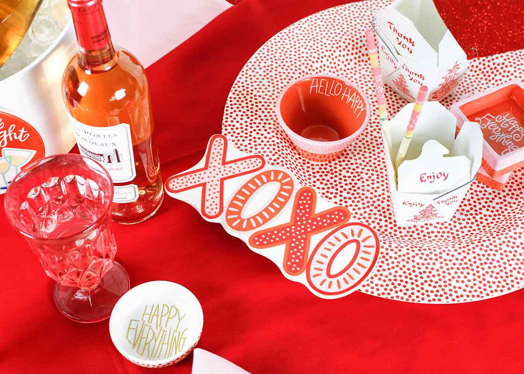 Coordinating Decor with Big Attachment XOXO Design