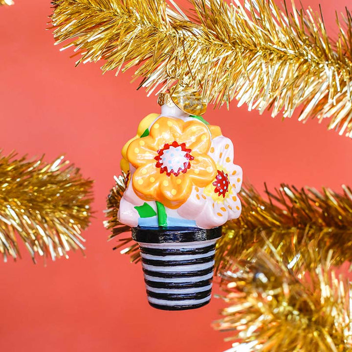 Shaped Ornament Flowers Design on Gold Tinsel Tree