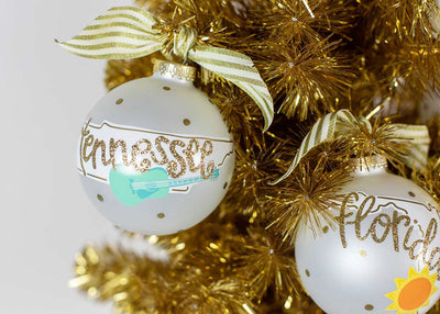 Tennessee Glass Ornament on Gold Tinsel Tree