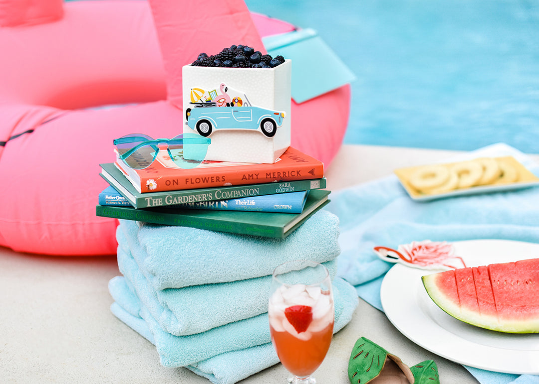 Mini Nesting Cube as Serveware on Picnic Tablescape 