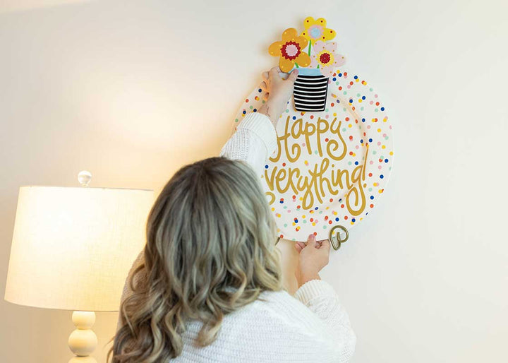 Flower Pot Big Attachment Bright Dot Big Plate Hung as Home Decor on Gold Swirl Plate Stand